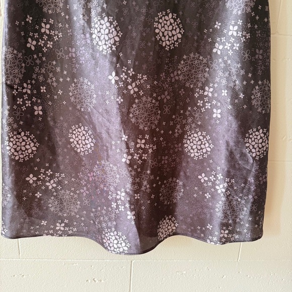 La Vie en Rose Satin Slip Dress - Picture 4 of 8